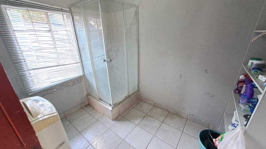 5 Bedroom Property for Sale in Park West Free State
